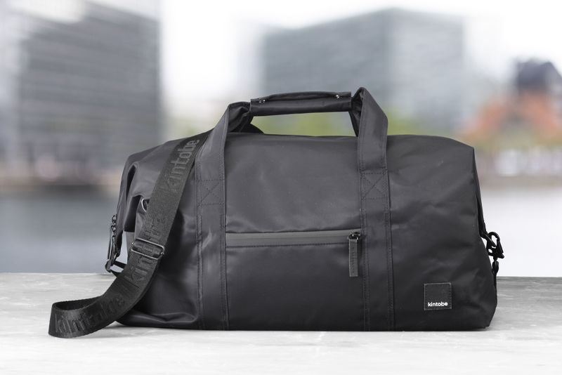 Kintobe theo weekend bag jet black