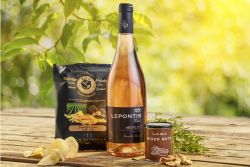 Rosé og snacks