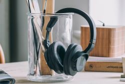 Kreafunk bWEAR  høretelefoner sort